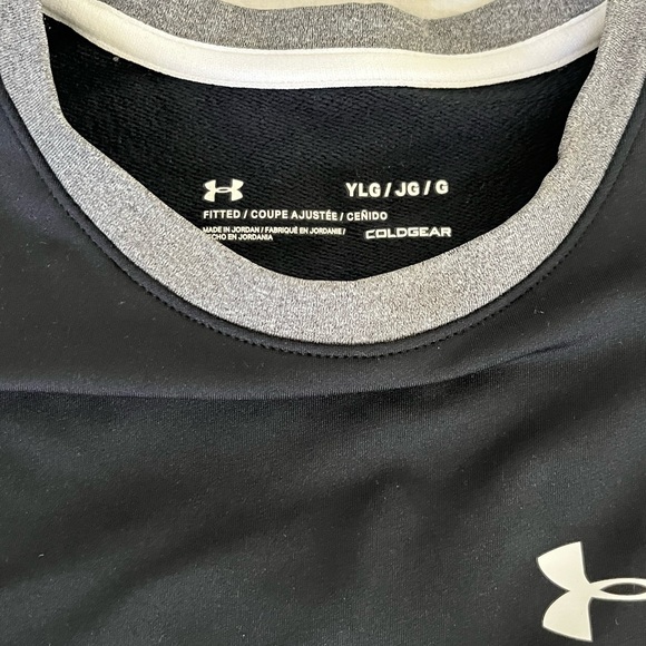 Boys Under Armour fitted cold gear shirt - Picture 4 of 5